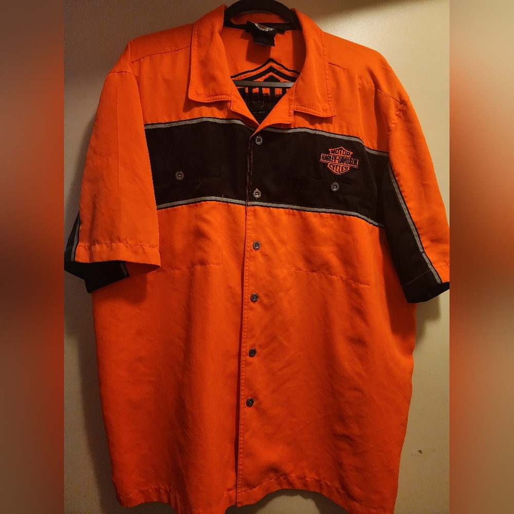Harley-Davidson Orange and Black Short Sleeve Button-Up Shirt